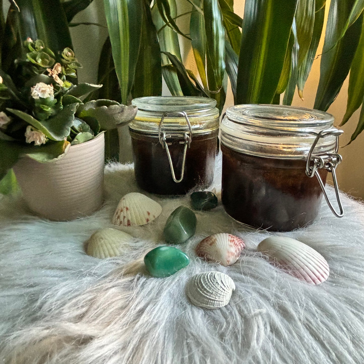 Honey exfoliating body scrub
